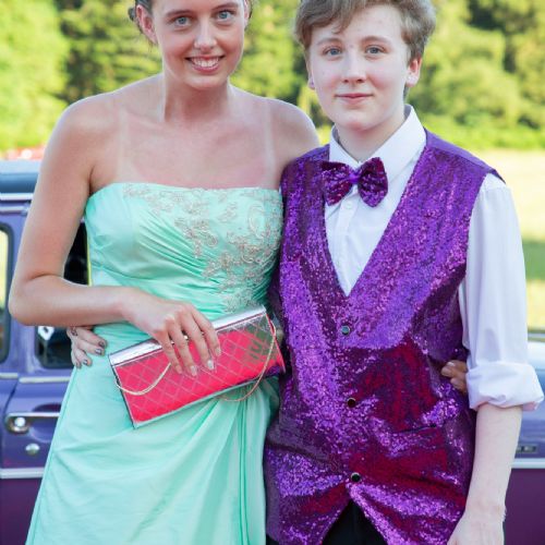 Prom1512)