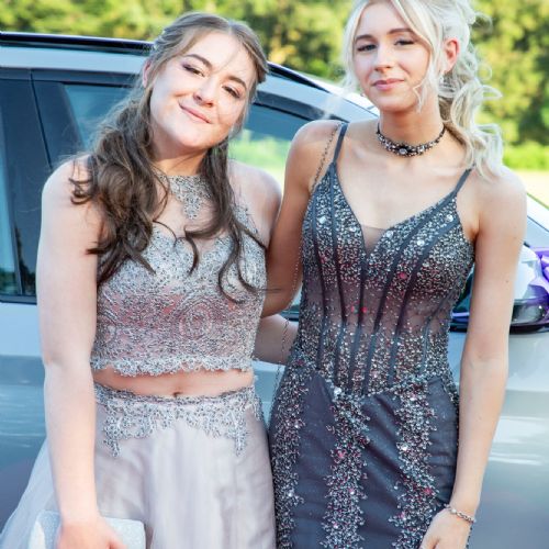 Prom1982)