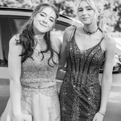 Prom1992)