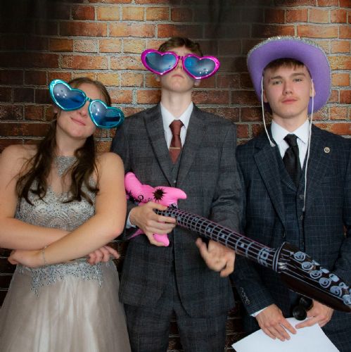 Prom2682)