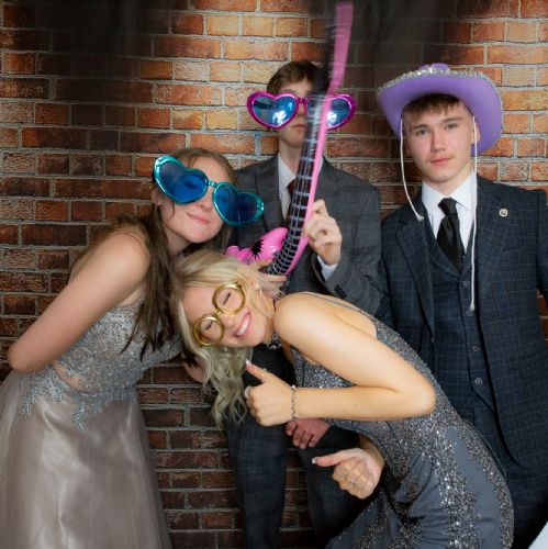 Prom2692)