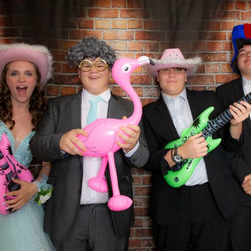 Prom2832)