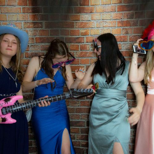 Prom2842)