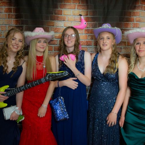 Prom2922)