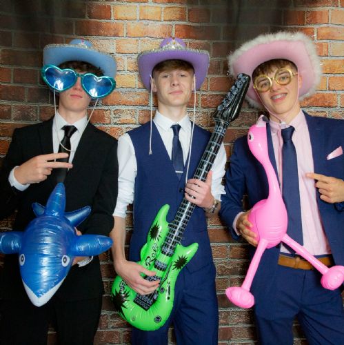 Prom3192)