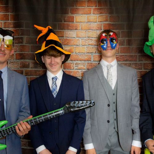 Prom3502)