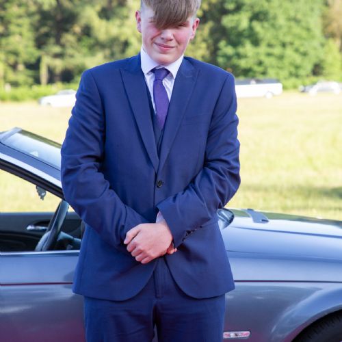 Prom453)