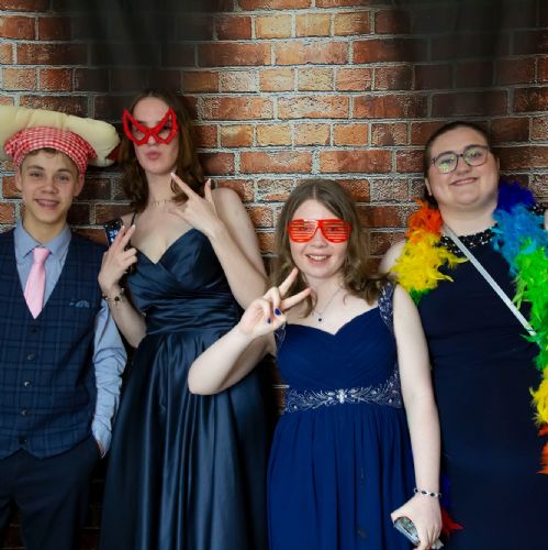 Prom20243561)